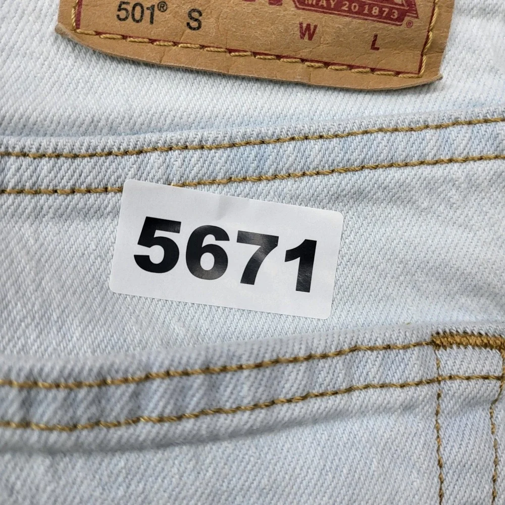 Levis 501 Jeans‎ Mens 32x28 Blue Light Wash Button Fly Straight Denim Pants